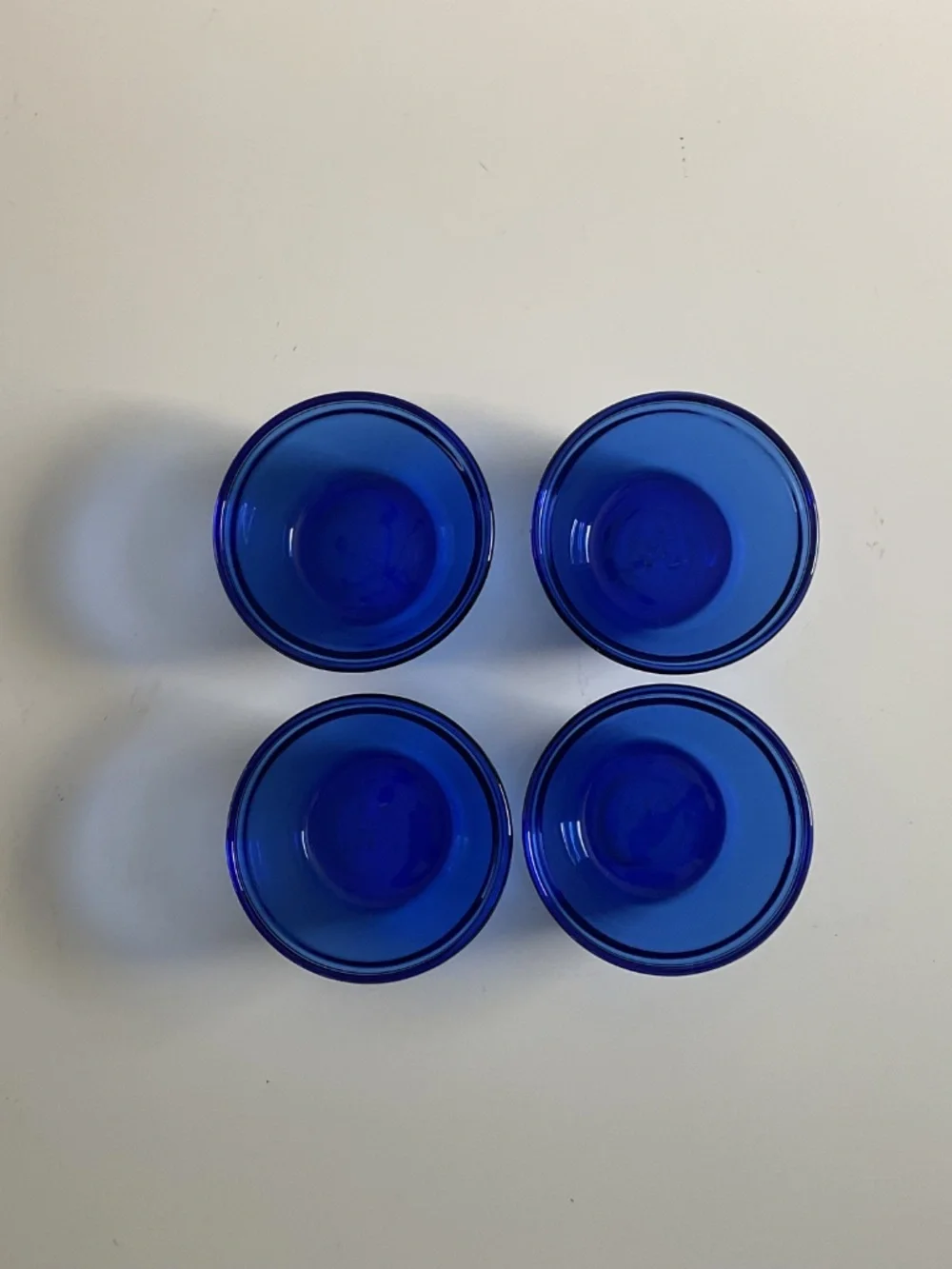 Set of 4 Anchor Hocking Cobalt Blue Glass Custard Cups Ramekins Bowls 6oz